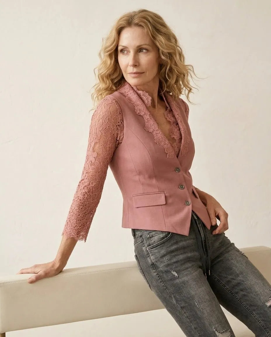 Getailleerde Kant Blazer | Romantisch Silhouet met Knoopsluiting - Miss Madera MIS-55AC7F