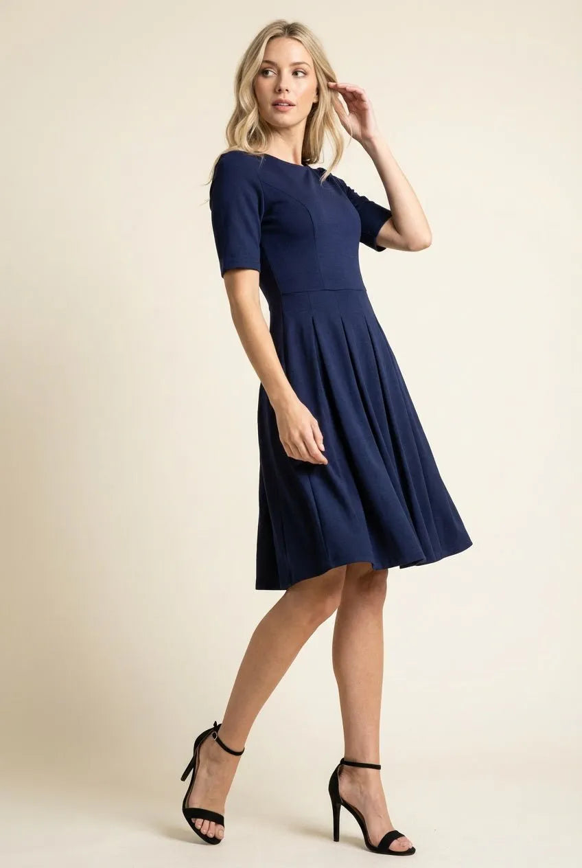 Jurk Marineblauw Getailleerd met Zijzakken Miss Madera - Miss Madera MIS-17B203
