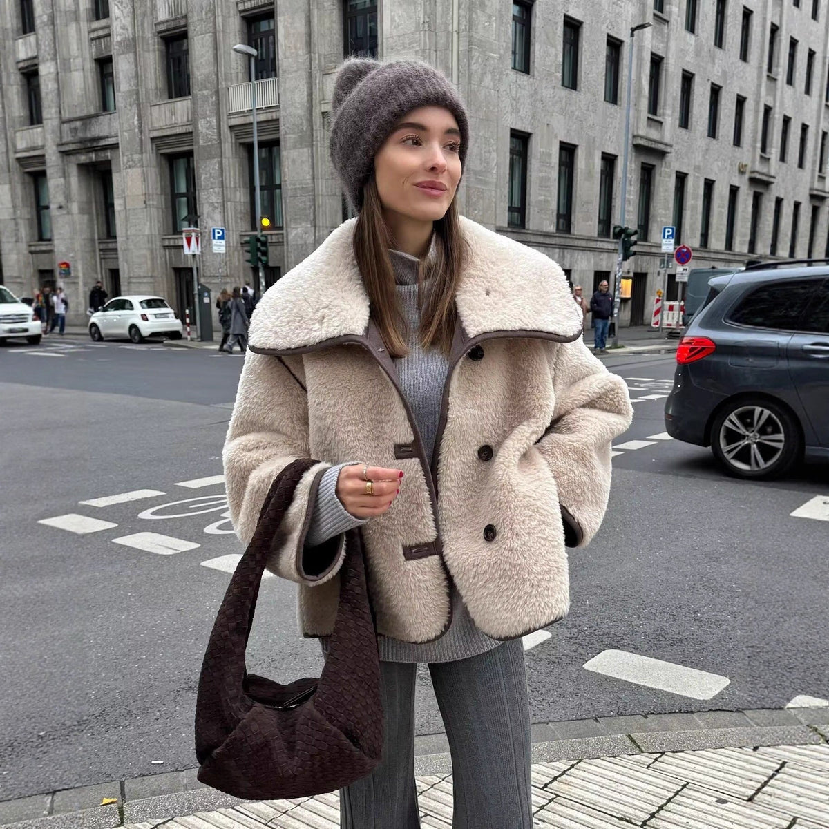 Miss | Jas Dames Oversized Sjaalkraag Knoopsluiting Kort - Teddy