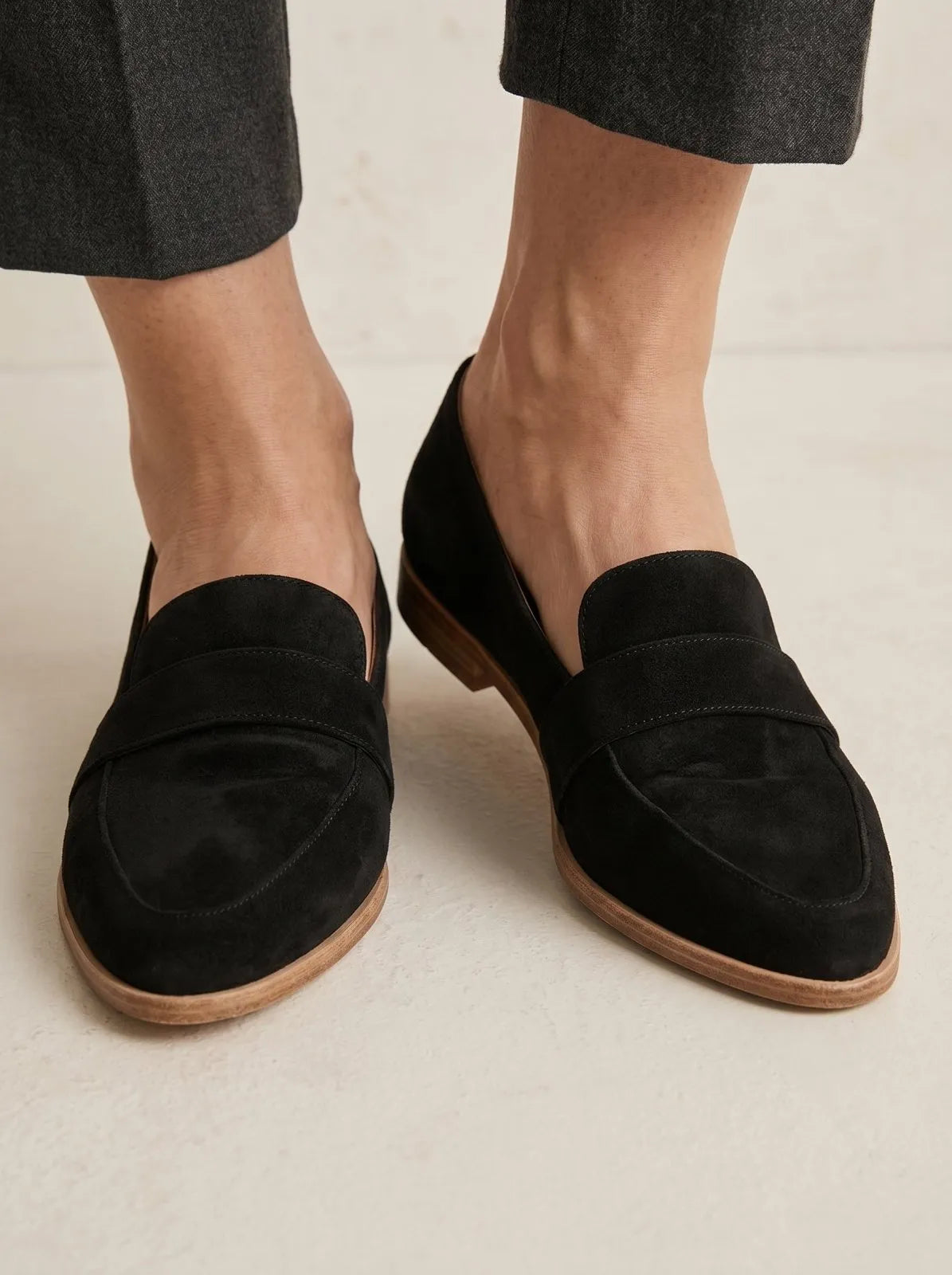 Penny Loafers Zwarte suède - Miss Madera MIS-780771