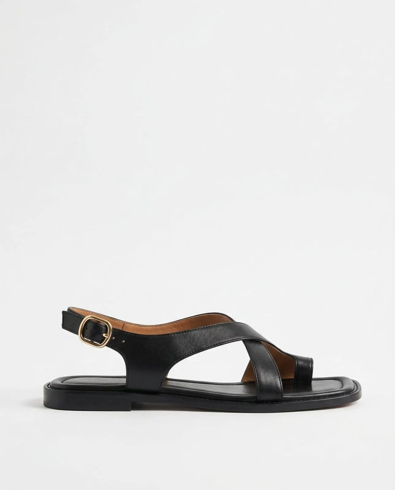 Sandalen met teenring en zwart leer - Miss Madera MIS-FABCAE