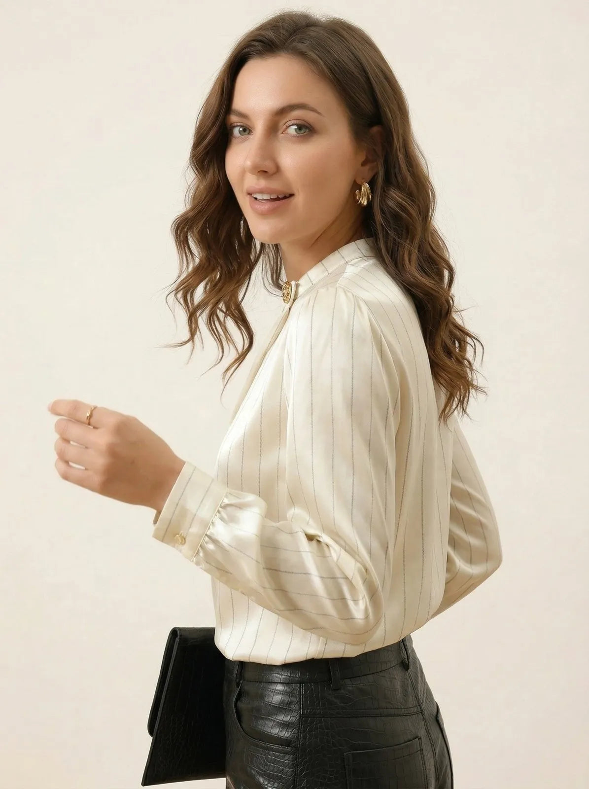 Satijnen Blouse met Mandarijnkraag en Strepen - Miss Madera MIS-E1EB80
