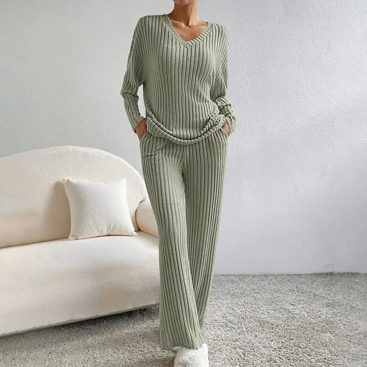 Miss | Tweedelige Set Dames Geribbeld V-Hals Wijde Pijp – Co-ord Set