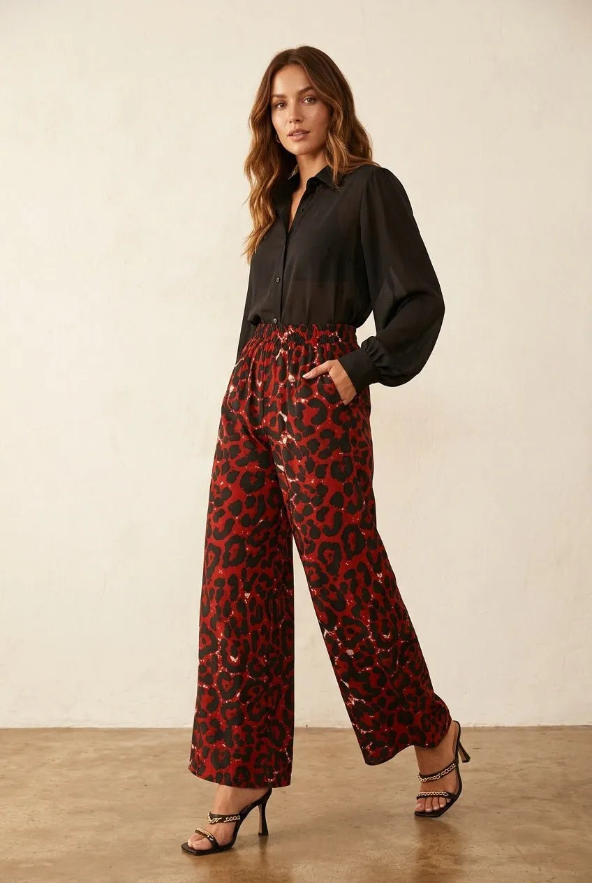 Wide Leg Broek rood‑zwarte luipaardprint - Miss Madera MIS-3DDD23