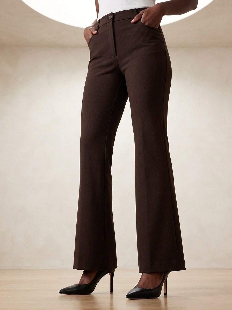 Bootcut pantalon donkerbruin met hoge taille - Miss Madera