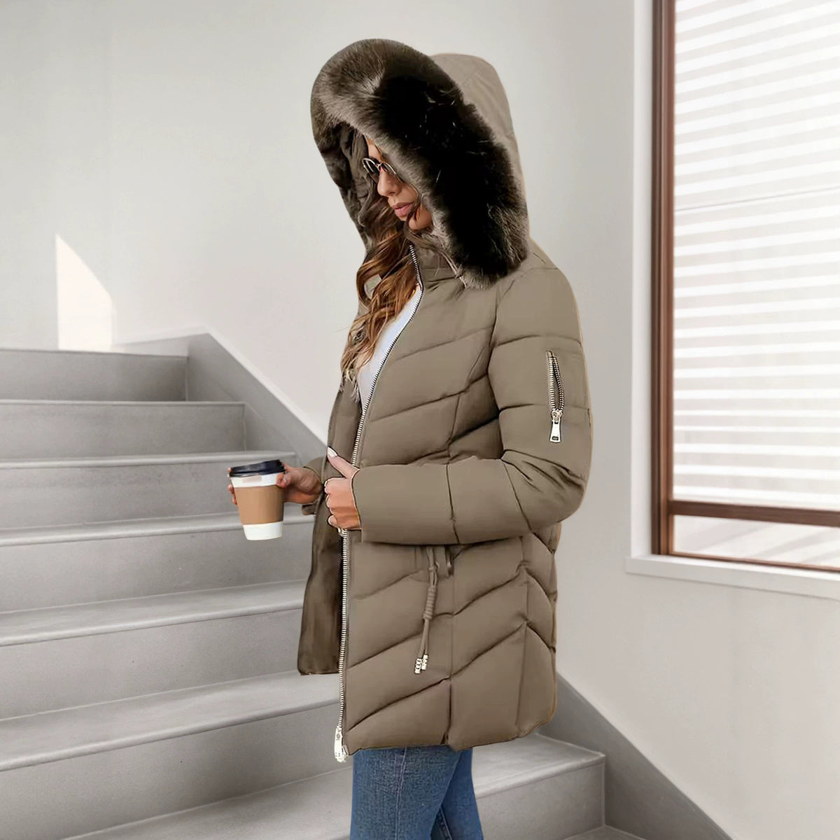 Jas Dames Slim Fit Capuchon Bontkraag Gewatteerd