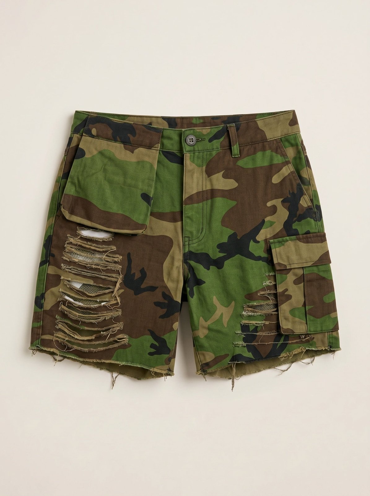 Cargoshort Camouflage met Distressed Details - Miss Madera