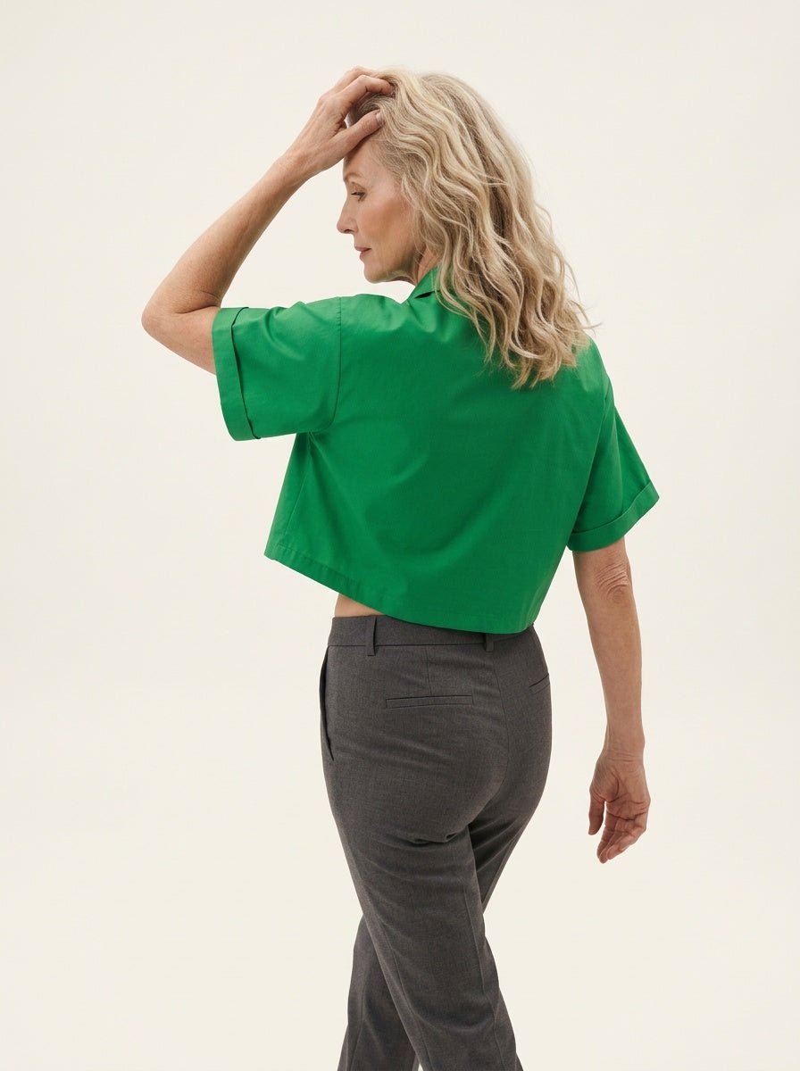 Cropped Shirt Gedraaide knoopdetail - Miss Madera