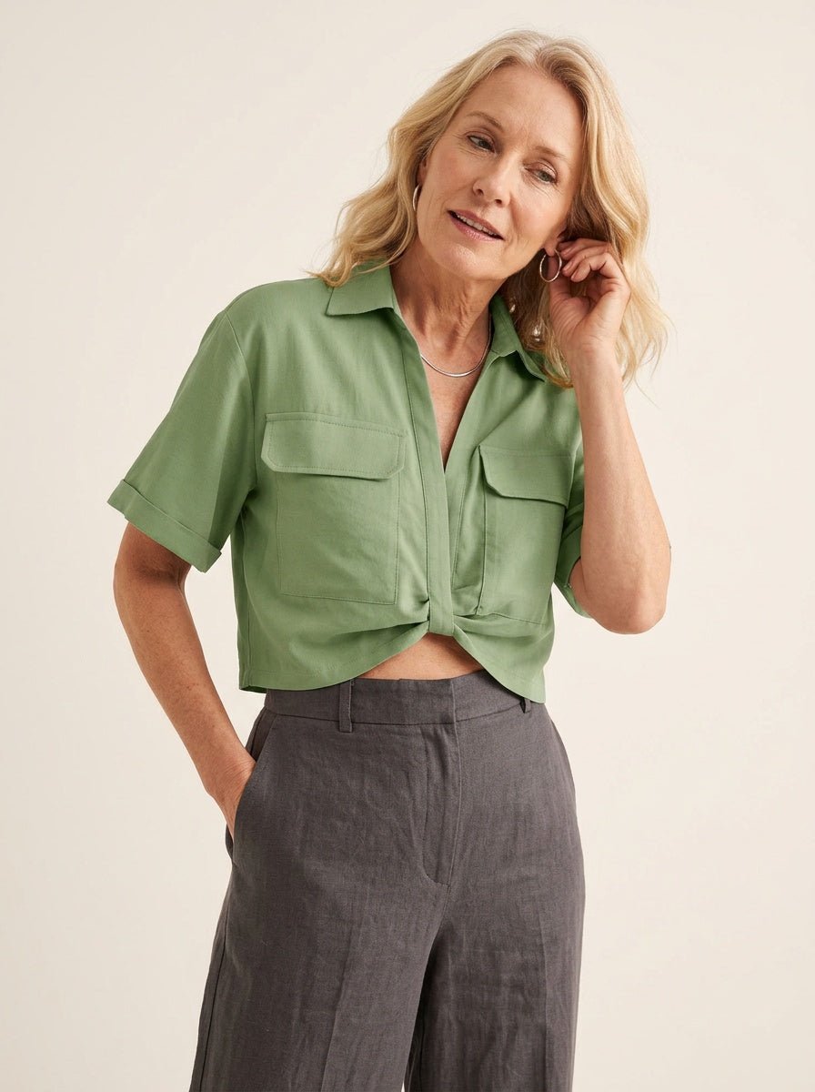 Cropped Shirt Gedraaide knoopdetail - Miss Madera