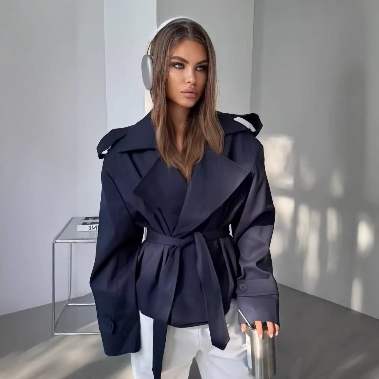 Trenchcoat Dames Kort Dubbelrijig Ceintuur – Kantoor | Miss Madera - Miss Madera MIS-LR9WKH